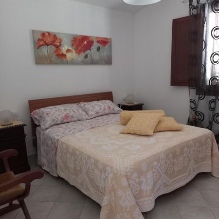 Chicchiritanos Bed & Breakfast Monti Eksteriør bilde