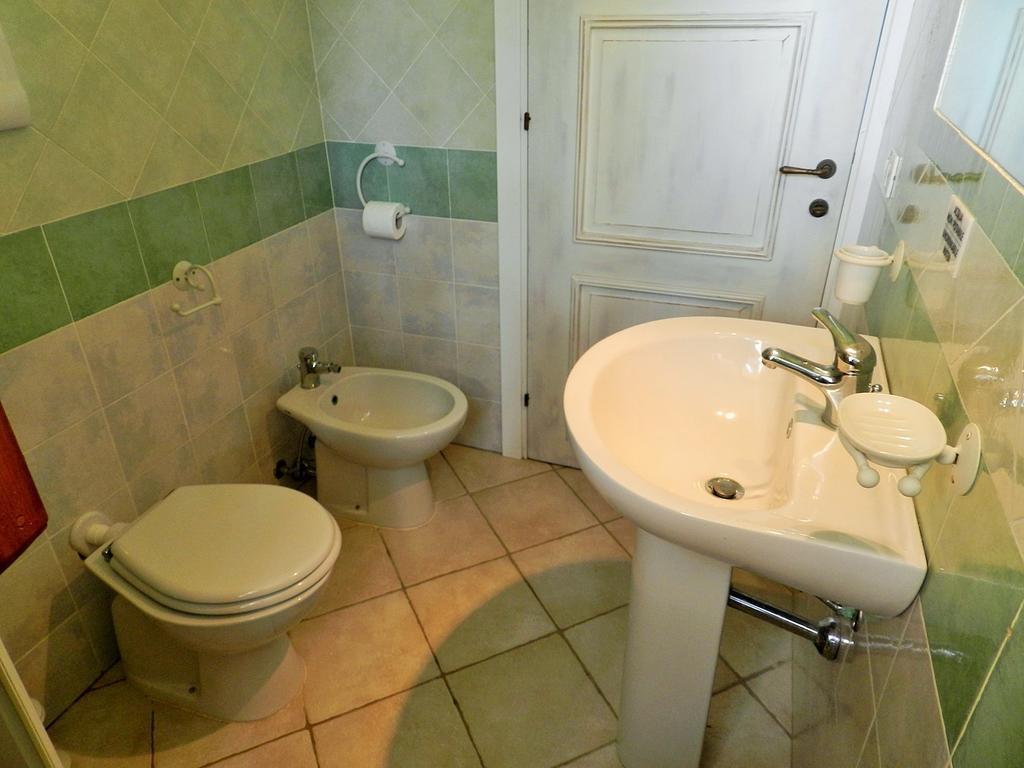 Chicchiritanos Bed & Breakfast Monti Rom bilde