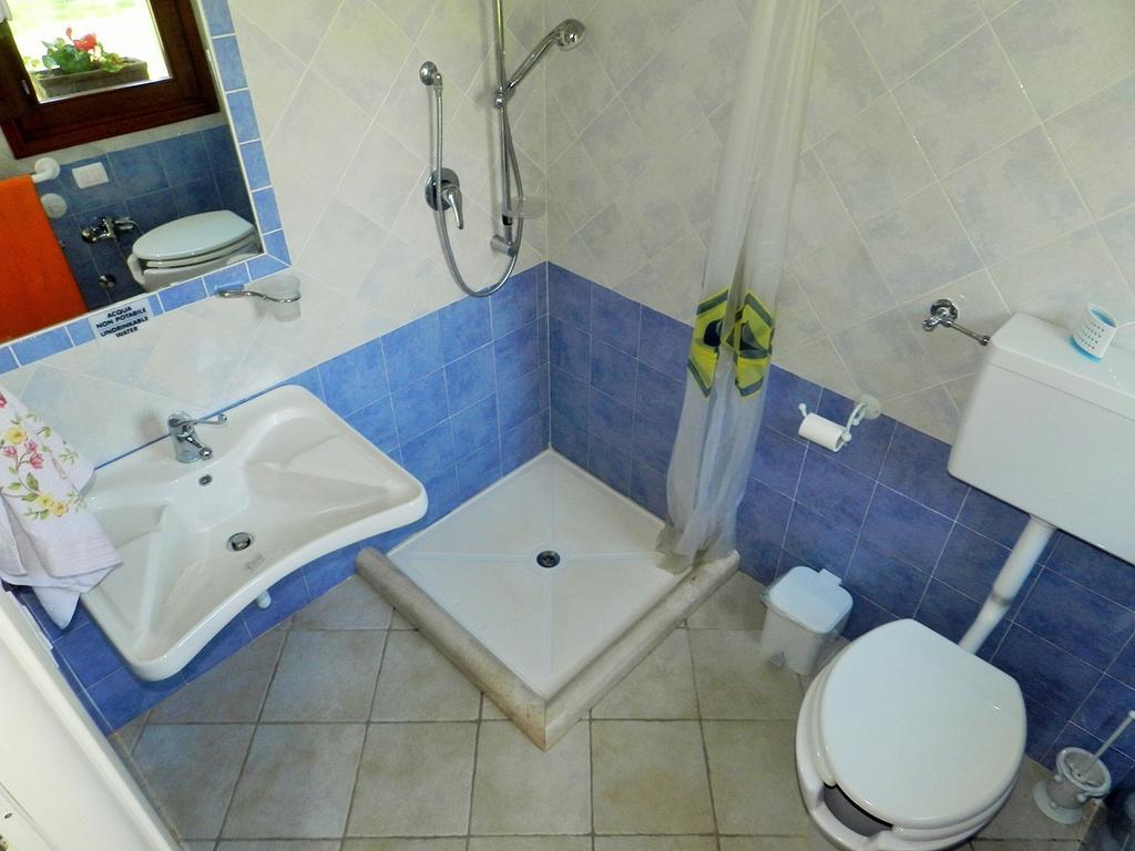 Chicchiritanos Bed & Breakfast Monti Rom bilde