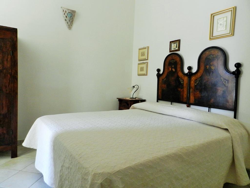 Chicchiritanos Bed & Breakfast Monti Rom bilde